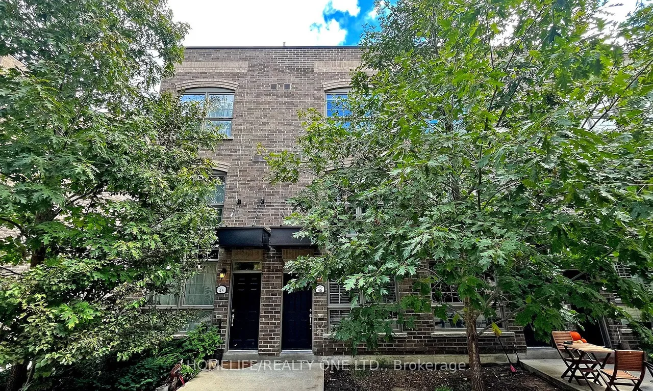220 Brandon Ave, Toronto, ON M6H 0C5
