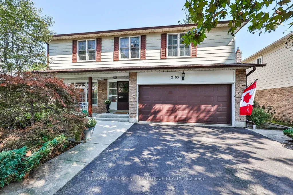 2185 Blackburn Crt, Burlington, ON L7P 4B3