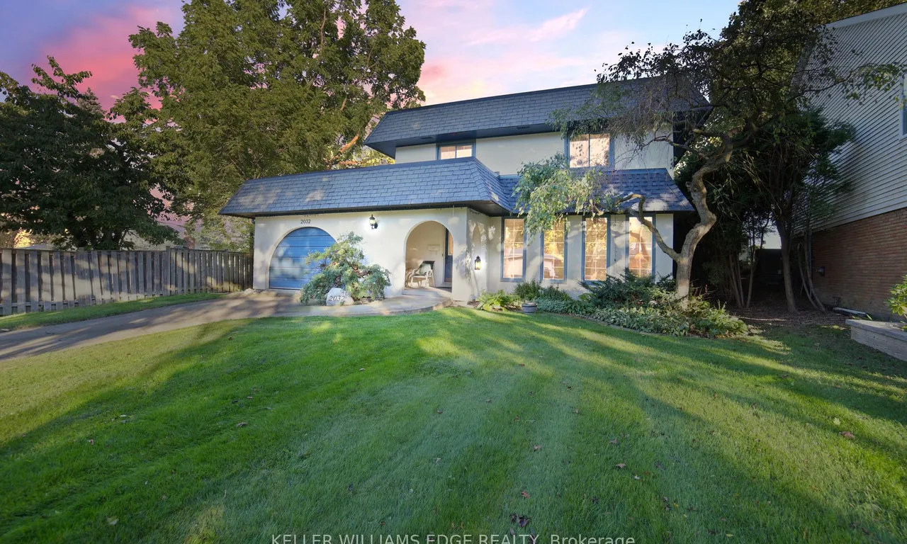 2032 Faversham Ave, Burlington, ON L7P 1W4