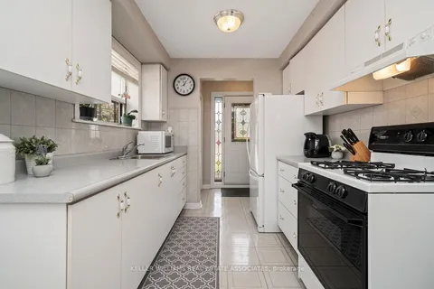 55 Grange Dr, Brampton, ON L6X 2H1