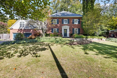 257 Roseland Cres, Burlington, ON L7N 1S4