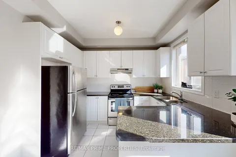 21 Sprucewood Rd, Brampton, ON L6Z 0J0