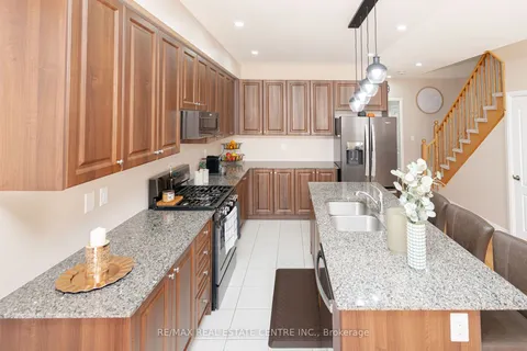 172 Parkinson Cres, Orangeville, ON L9W 6X3