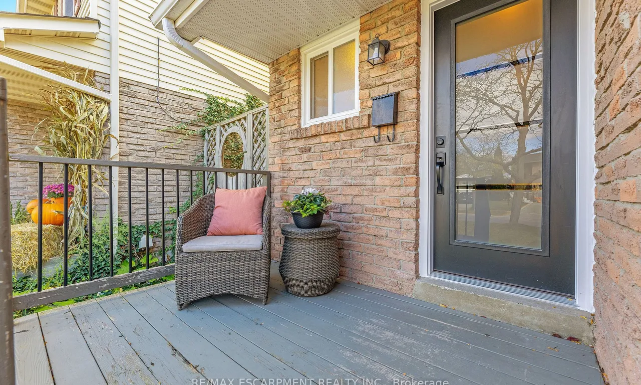 799 Coulson Ave, Milton, ON L9T 4K2