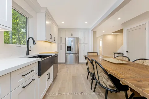 799 Coulson Ave, Milton, ON L9T 4K2