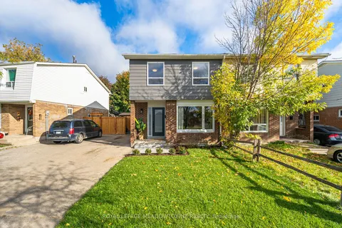 152 Hansen Rd, Brampton, ON L6V 2G6