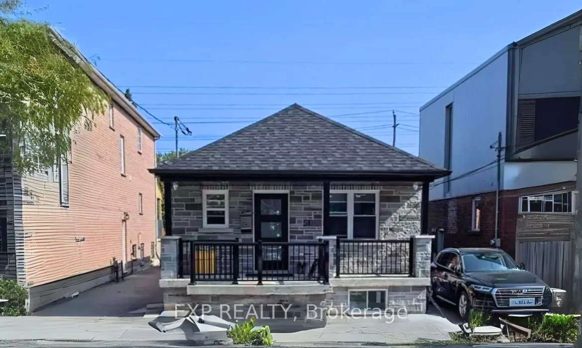 51 Foxwell St, Toronto, ON M6N 1Y9