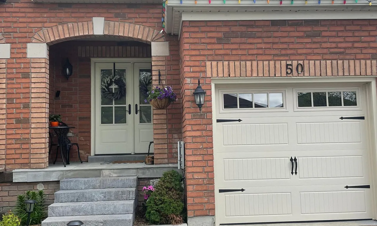 50 Big Moe Cres, Brampton, ON L6P 1J7