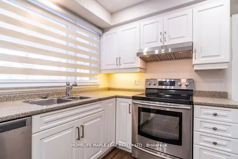 167 Blue Water Pl, Burlington, ON L7L 2J3