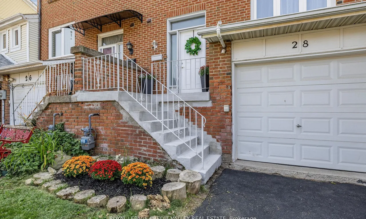 28 Kincaid Crt, Brampton, ON L6Z 1E4