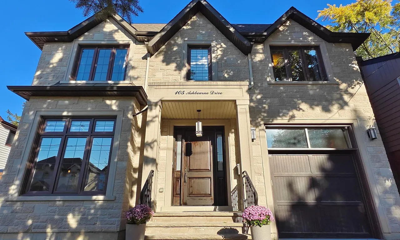 105 Ashbourne Dr, Toronto, ON M9B 4H6