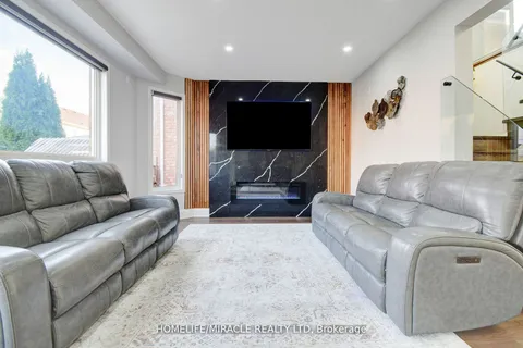 45 Williamson Dr, Brampton, ON L7A 3L9