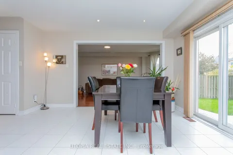 3967 Mcdowell Dr, Mississauga, ON L5M 6P5