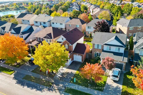 30 Worthington Ave, Brampton, ON L7A 1M9