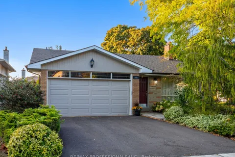 761 Duchess Dr, Mississauga, ON M6E 2H6