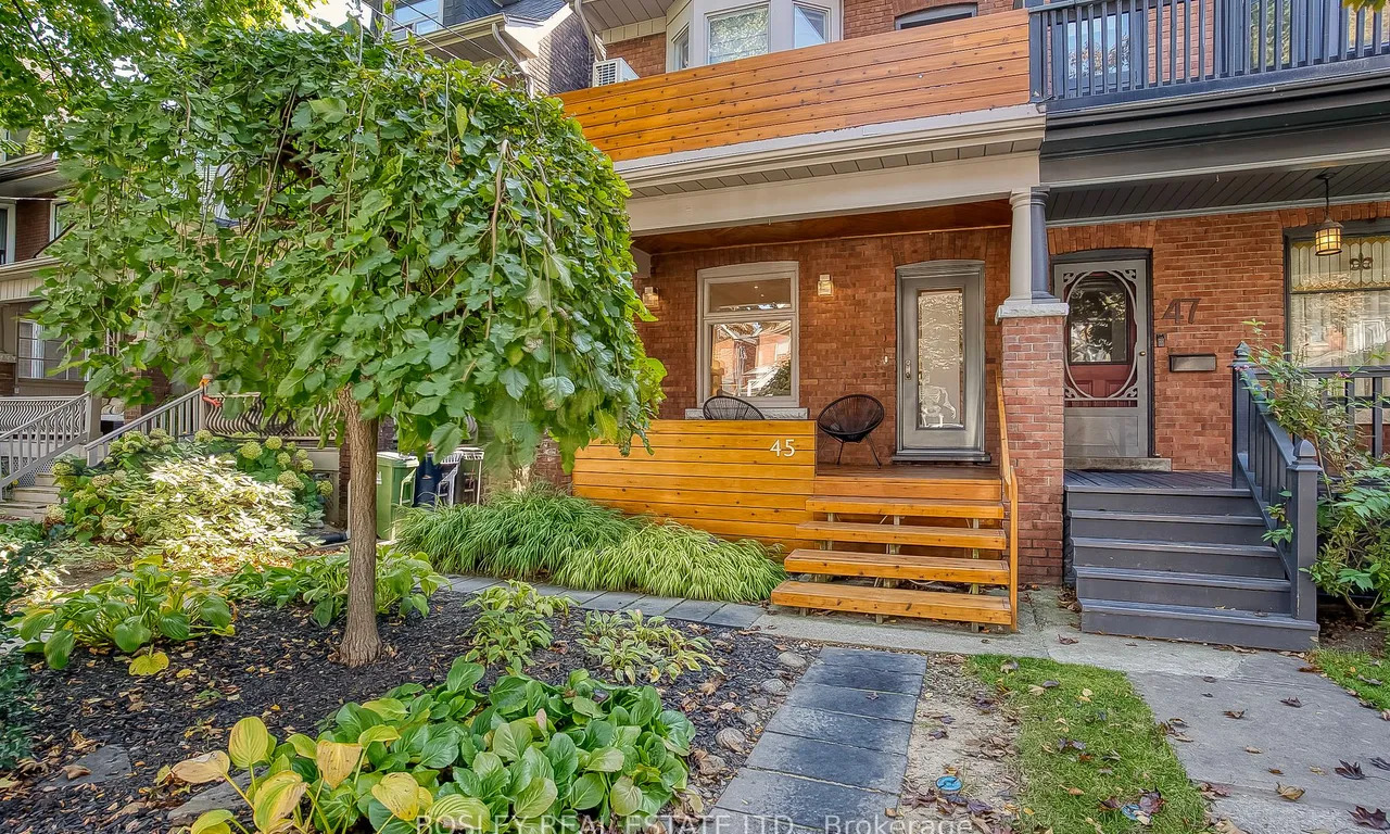 45 Galley Ave, Toronto, ON M6R 1G9