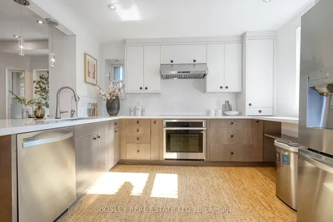 45 Galley Ave, Toronto, ON M6R 1G9