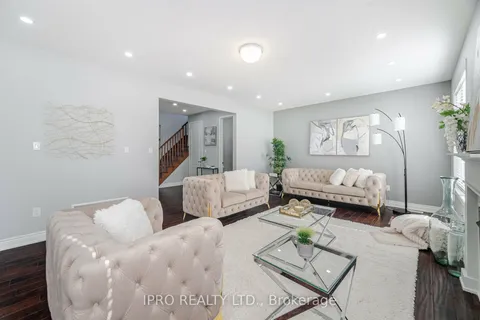 974 Seivert Pl, Milton, ON L9T 7T1