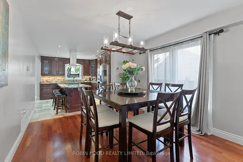22 Strangway Crt, Brampton, ON L6Z 4L4