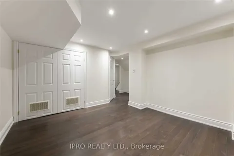 463 Drummond Road, Oakville, ON L6J 4L7