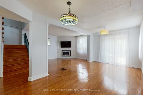 50 Denlow Dr, Brampton, ON L6Y 2L5