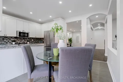 676 Mockridge Terr, Milton, ON L9T 7V1