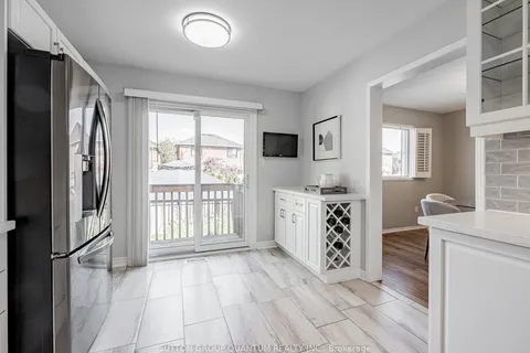 7085 Spyglass Cres, Mississauga, ON L5N 7H2