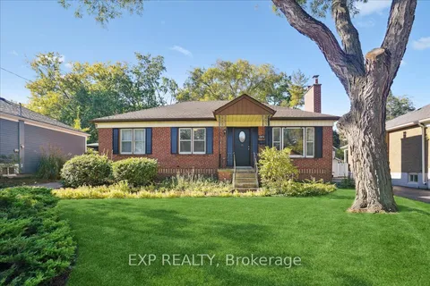 584 Lorne St, Burlington, ON L7R 2T6