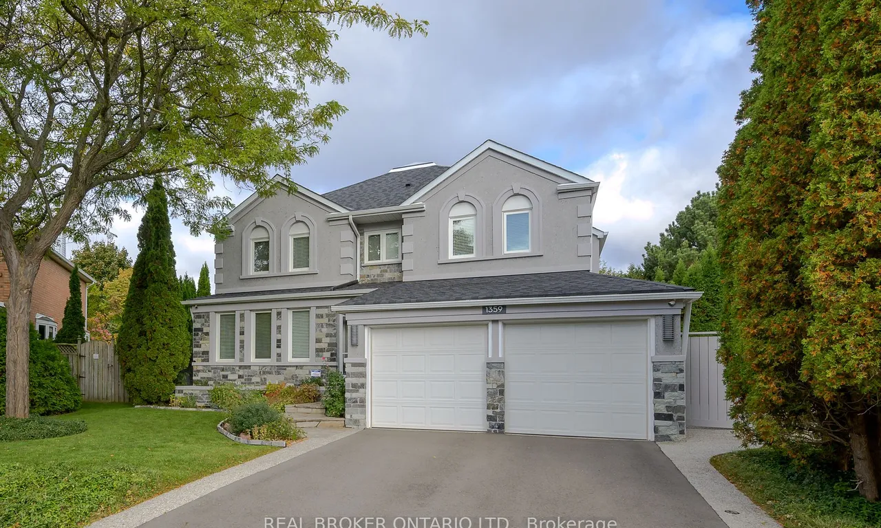 1359 Saddler Circ, Oakville, ON L6M 2X6