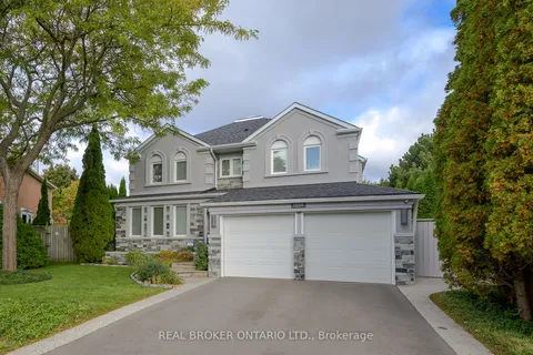 1359 Saddler Circ, Oakville, ON L6M 2X6