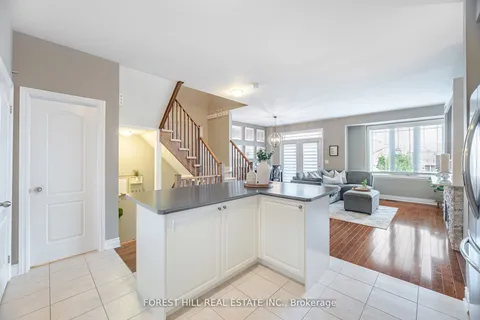 10 Birchfield Cres, Caledon, ON L7C 3P6
