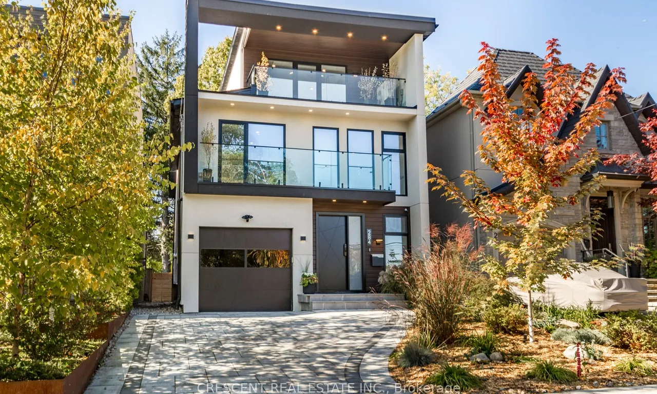 284 Ellis Ave, Toronto, ON M6S 2X2