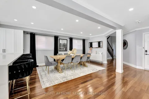 13 Meadow Oak Pl, Toronto, ON M9N 3Z4