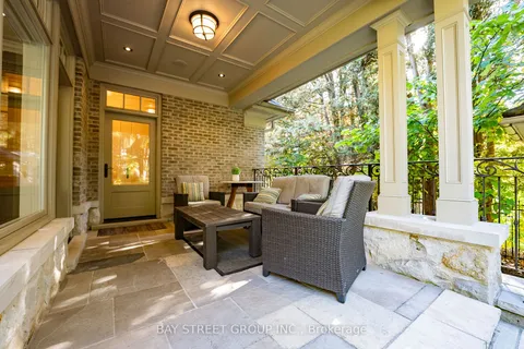 1227 Cleaver Dr, Oakville, ON L6J 1W2