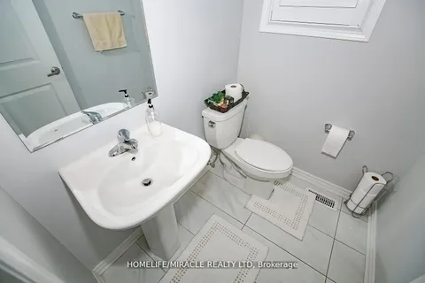 36 Cyclone Tr, Brampton, ON L7A 5E7