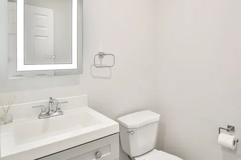 1419 Inuit Tr, Mississauga, ON L5N 7R9