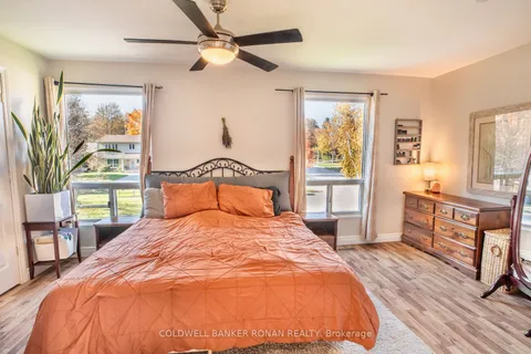 35 South Park Dr, Orangeville, ON L9W 1R7