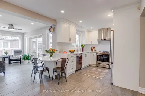 1468 Goldmar Dr, Mississauga, ON L4X 1N5