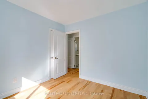 17 Coniston Ave, Brampton, ON L6X 2H3