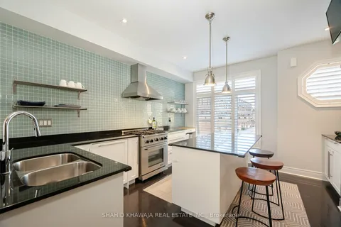 79 Ruby Lang Lane, Toronto, ON M8Z 0B8