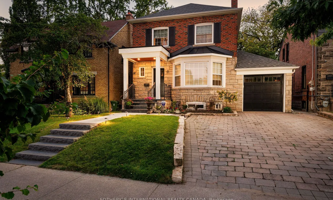 348 Prince Edward Dr, Toronto, ON M8X 2L4