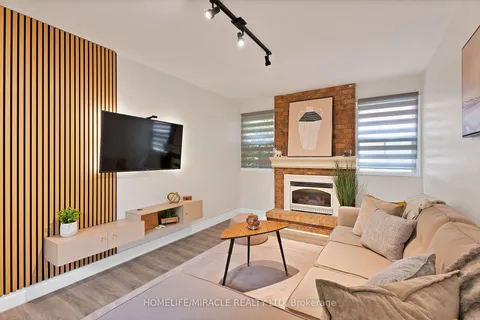 36 Driftwood Cres, Brampton, ON L6Z 2C4