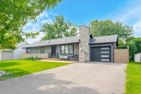 136 Boxley Rd, Burlington, ON L7L 4S1