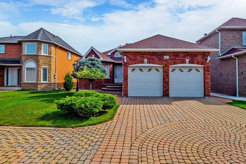622 Bristol Rd, Mississauga, ON L5R 3S3