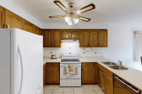 622 Bristol Rd, Mississauga, ON L5R 3S3