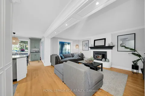 8 Grace Crt, Caledon, ON L7E 3Z7