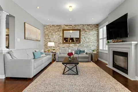 358 Malboeuf Crt, Milton, ON L9T 7Y3