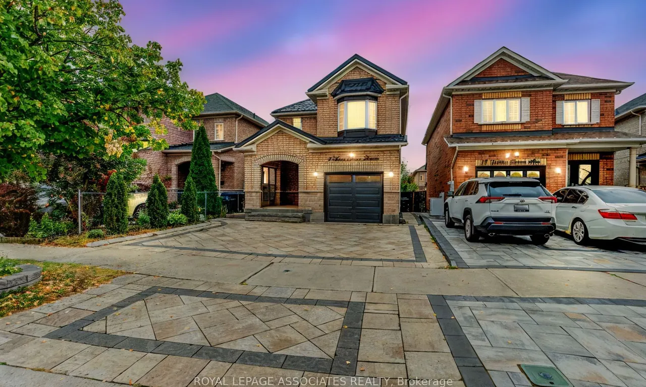 9 Weston Downs Ave, Toronto, ON M9N 3Z5