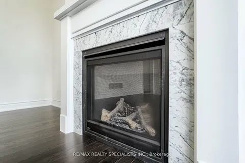 27 Valleyway Dr, Brampton, ON L6X 0E4