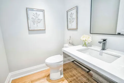 37 Radlett Ave, Toronto, ON M8W 4N1